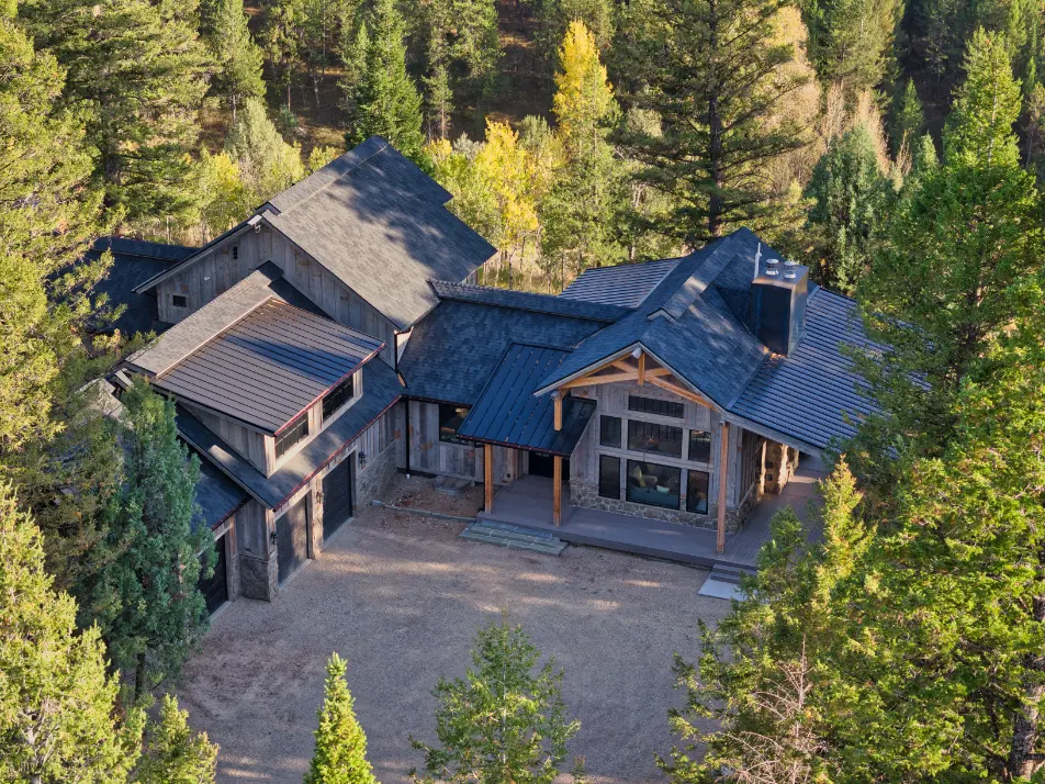 custom home builder and general contractor in teton valley idaho